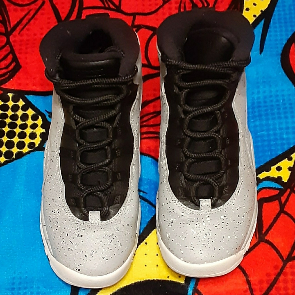 Jordan 10 - Picture 2 of 6